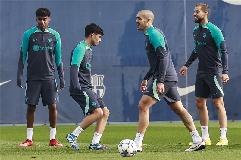 لاعبو برشلونة