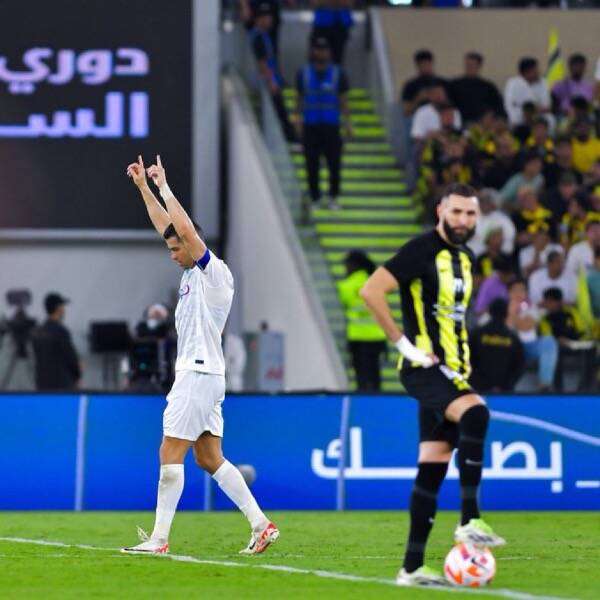 من اللقاء