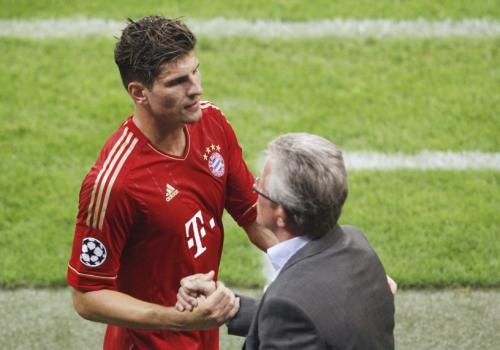 2011-09-27t205757z_01_reh21_rtridsp_3_soccer-champions_reuters