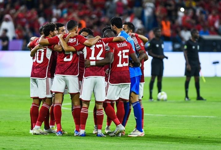 لاعبو الأهلي