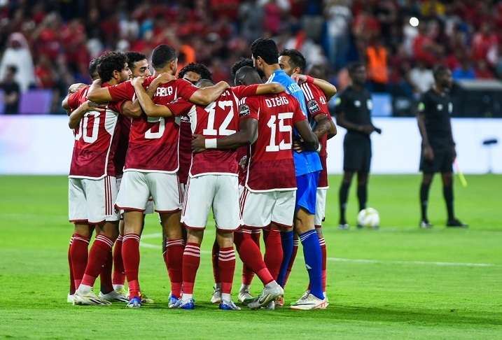 لاعبو الأهلي