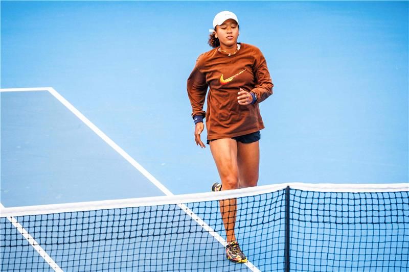 نعومي أوساكا