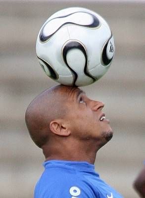 روبرتو كارلوس