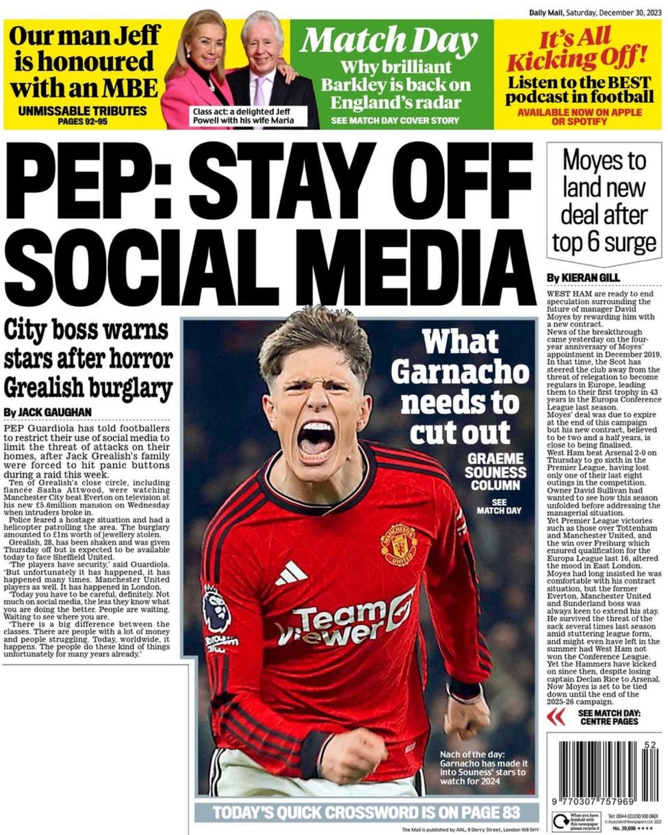_132173979_dailymailbackpage