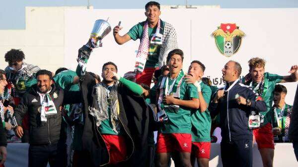 من تتويج الوحدات