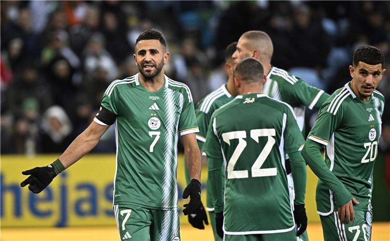 منتخب الجزائر - أرشيفية