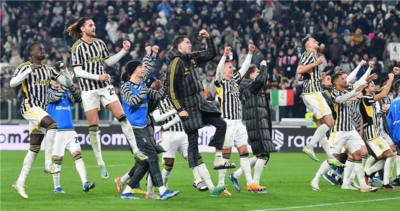 لاعبو يوفنتوس