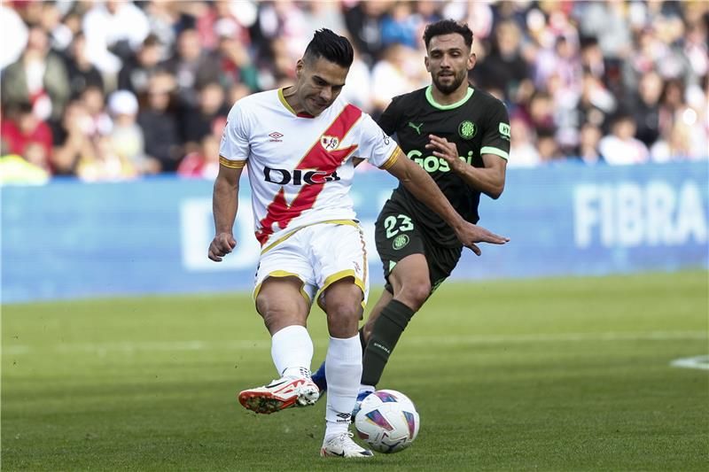 راداميل فالكاو