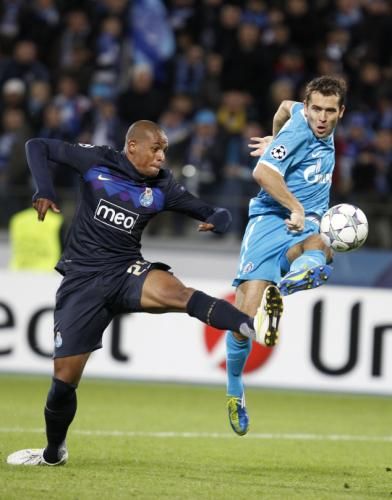 2011-09-28t172958z_01_stp14_rtridsp_3_soccer-champions_reuters