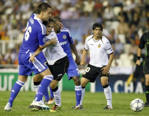 2011-09-28t194412z_01_svp06_rtridsp_3_soccer-champions_reuters