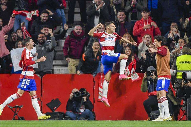 لاعبو غرناطة