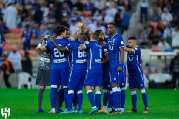 لاعبو الهلال