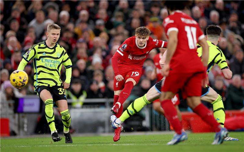 لقاء سابق بين الفريقين