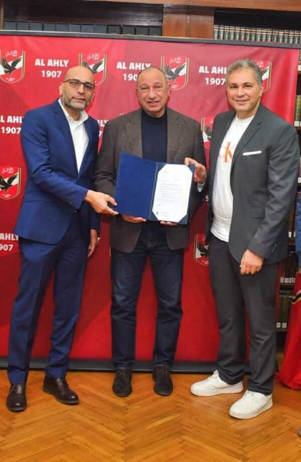 من استقبال الوفد