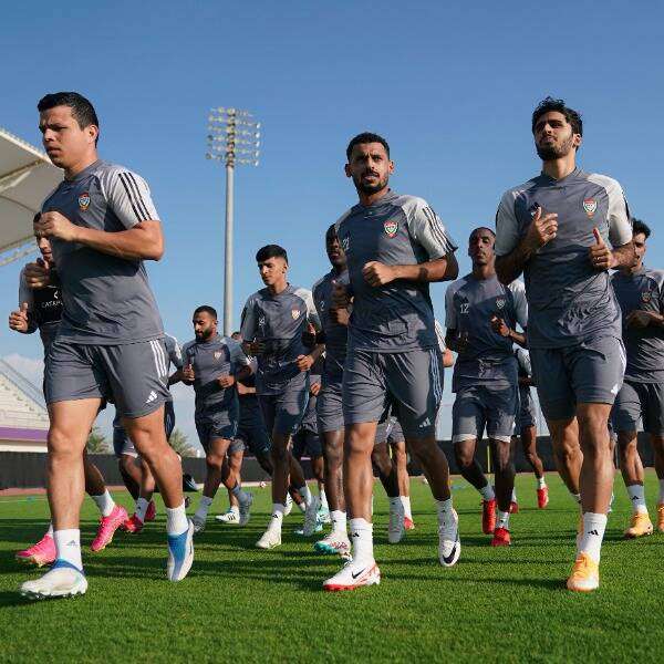 من مران المنتخب الاماراتي