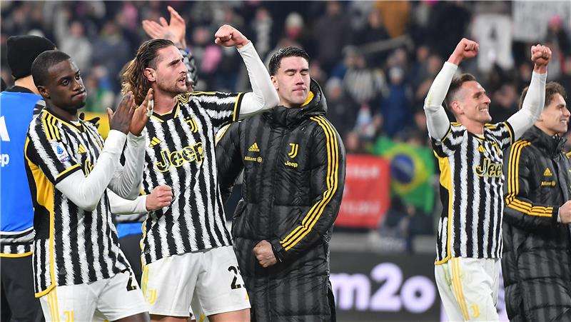 لاعبو يوفنتوس