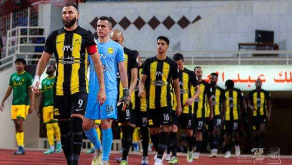 لاعبو الاتحاد
