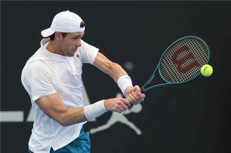 نيكولاس جاري