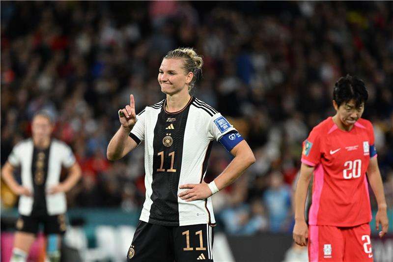 ألكسندرا بوب