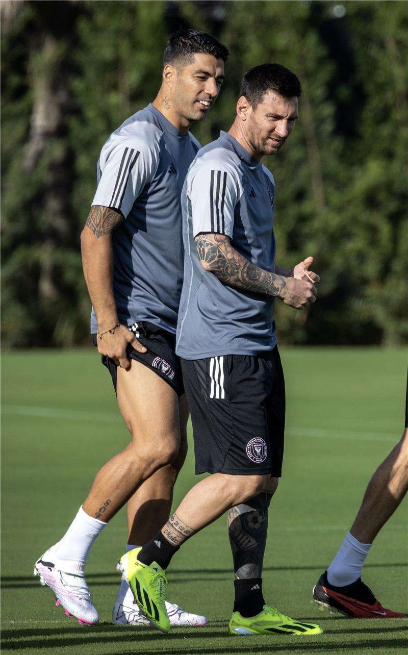 ميسي وسواريز