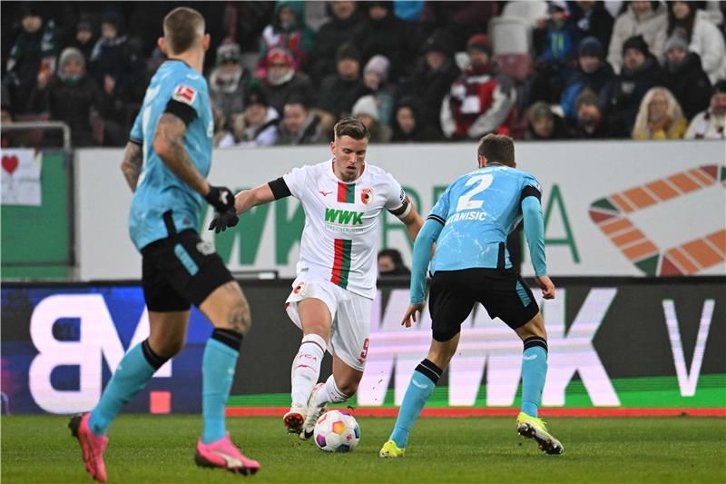 من مواجهة ليفركوزن وأوجسبورج