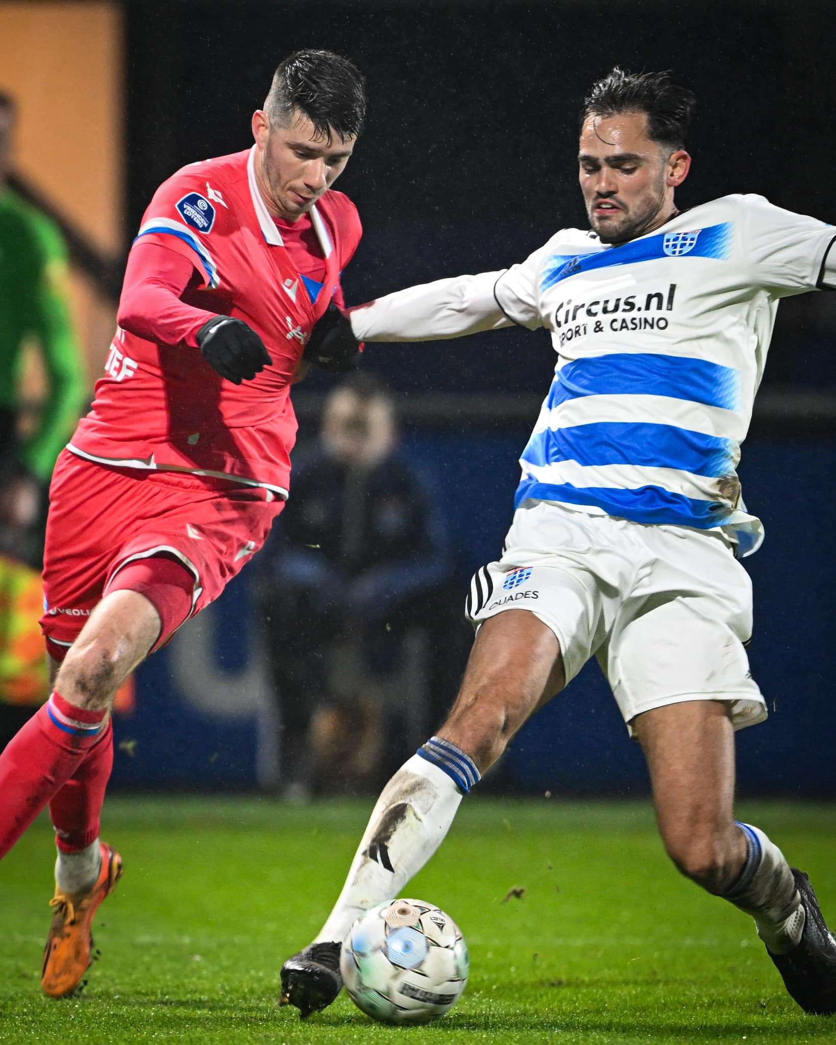 من المواجهة