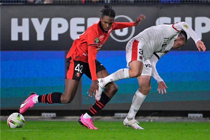 من مواجهة رين ونيس