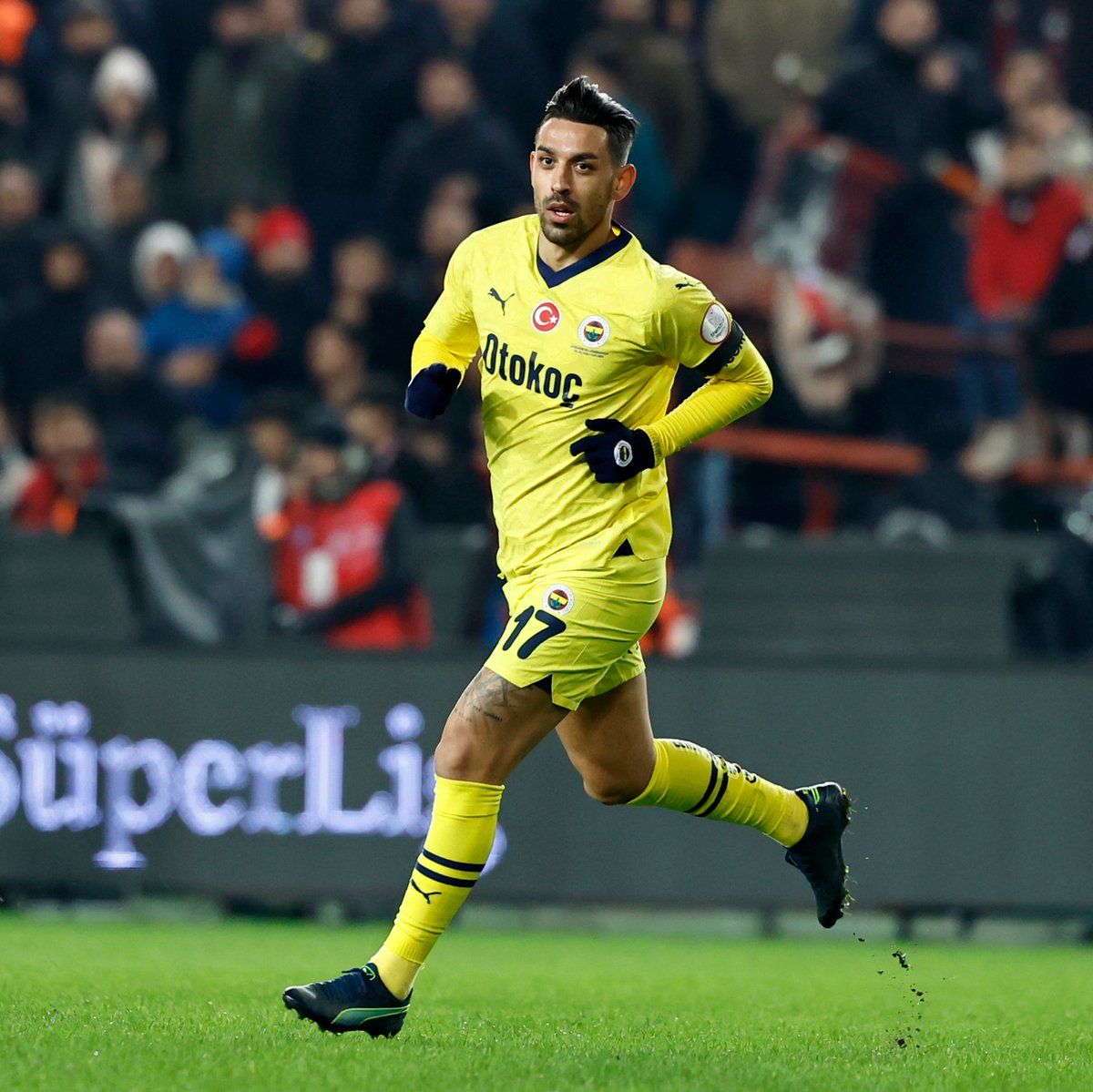 من مباراة فناربخشة وغازي عنتاب