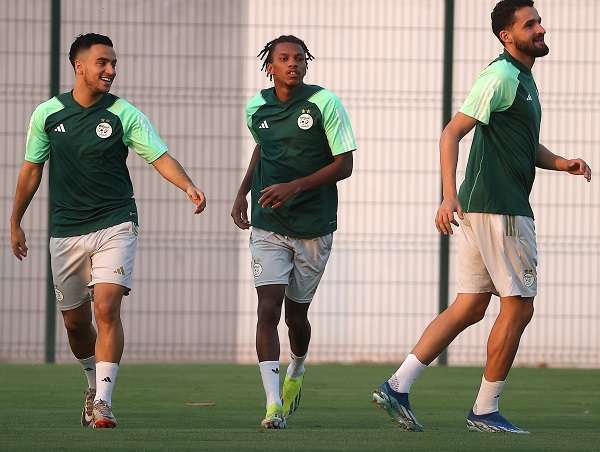 من تدريبات منتخب الجزائر