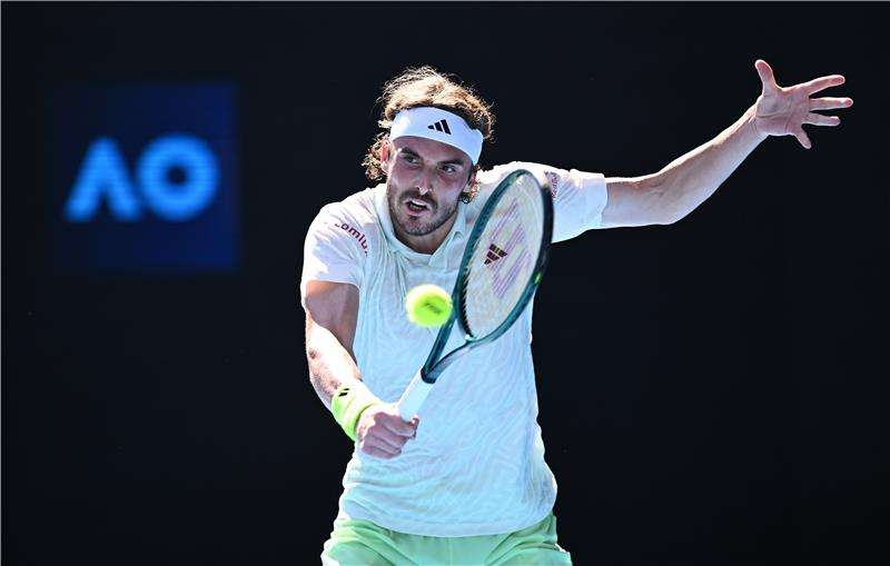 ستيفانوس تسيتسيباس