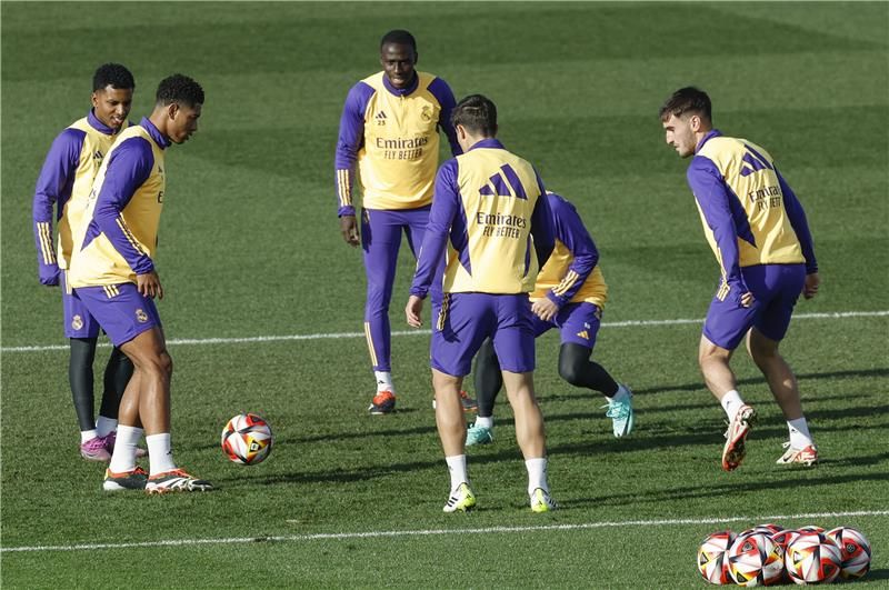 لاعبو ريال مدريد