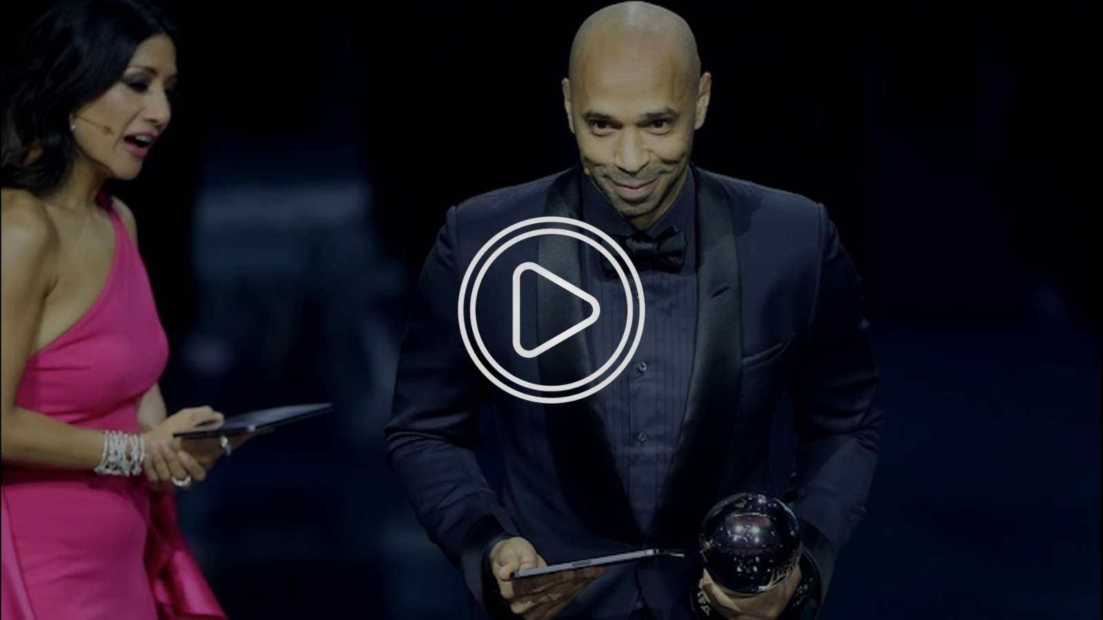 هنري من الحفل