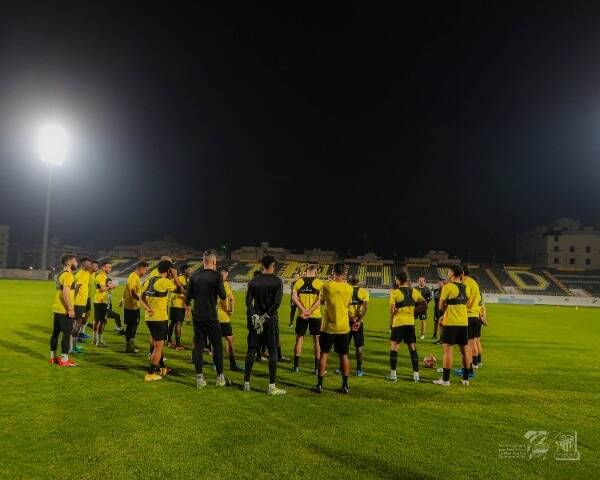 لاعبو الاتحاد