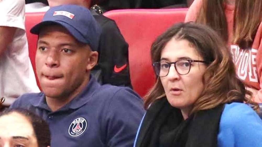 مبابي ووالدته