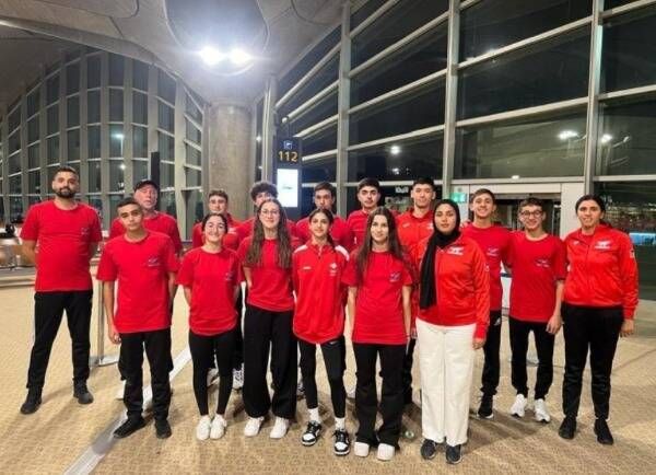 منتخب الأردن للسباحة