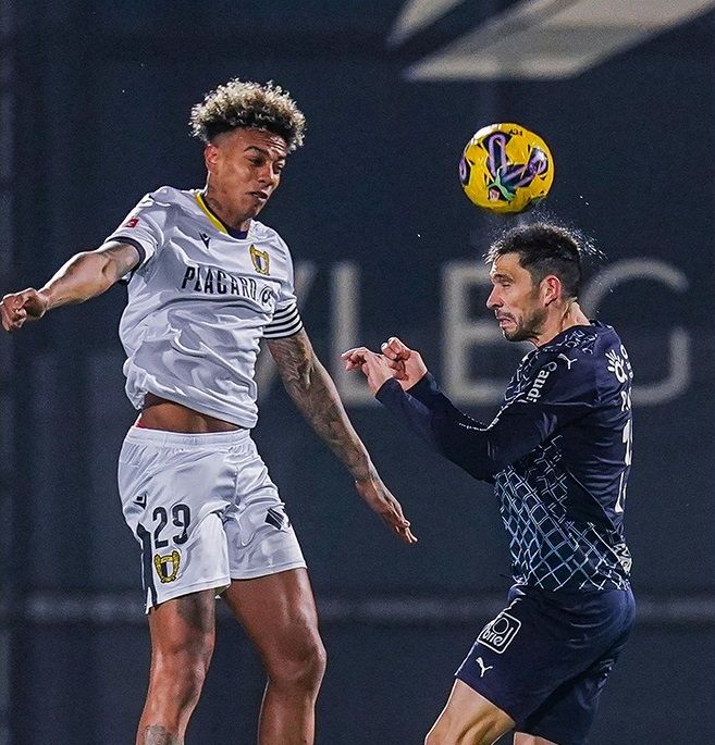 من المواجهة