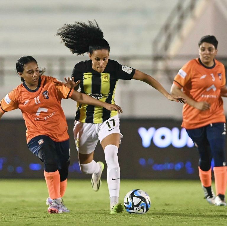 من لقاء شعلة الشرقية والاتحاد بالأسبوع الأول