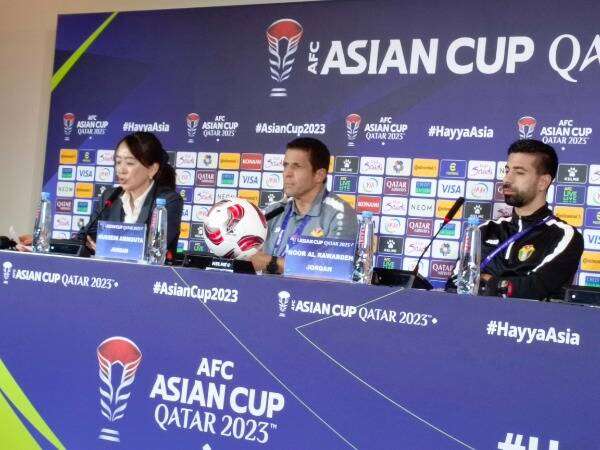 من الموتمر الصحفي