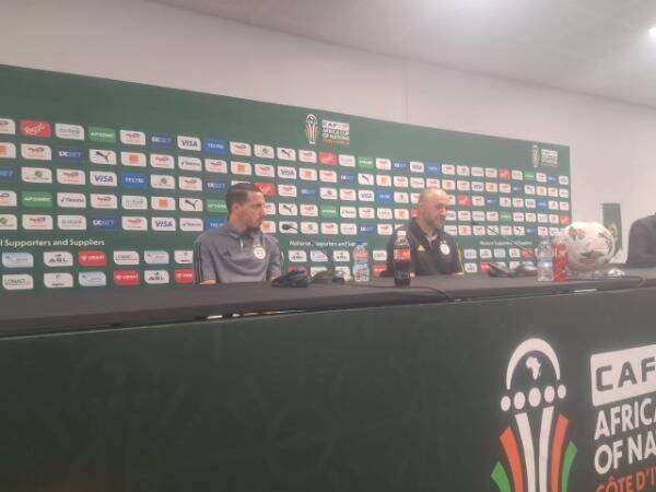 من المؤتمر الصحفي