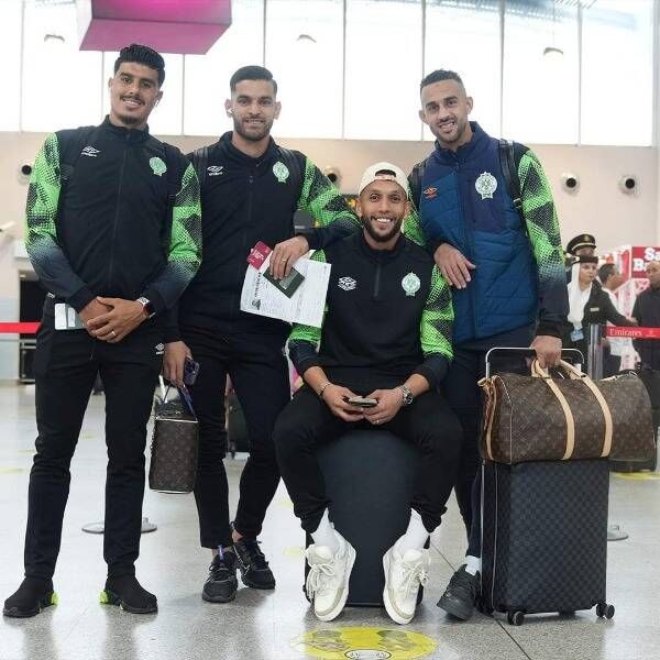 من سفر بعثة نادي الرجاء للإمارات