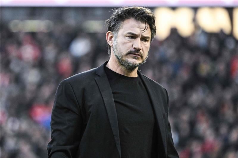 كارل هوفكينز