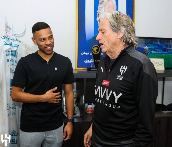 رينان لودي مع خيسوس