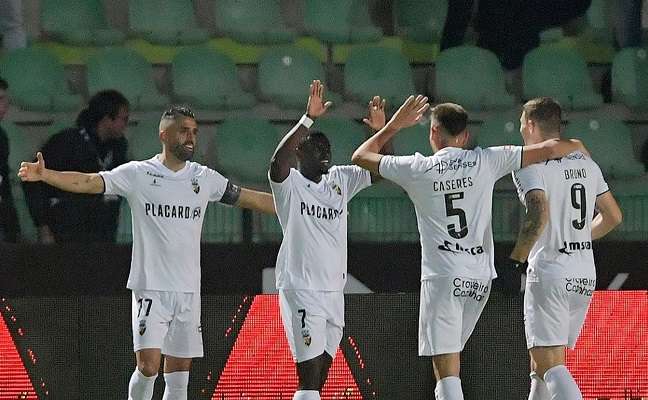 فرحة لاعبي فارينزي