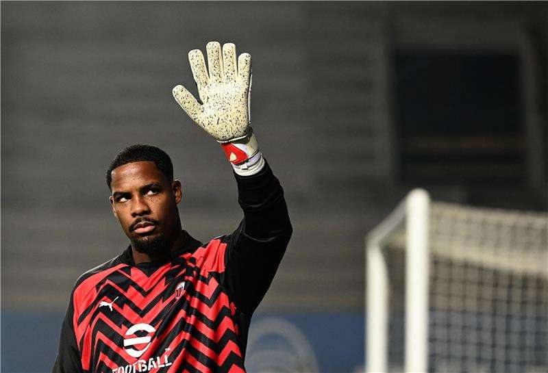 مايك ماينان