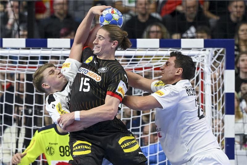 من مواجهة المنتخب الألماني أمام نظيره النمساوي