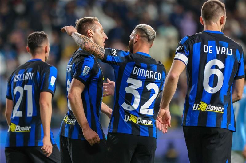 لاعبو انتر ميلان