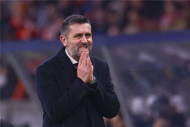 نيناد بيليكا