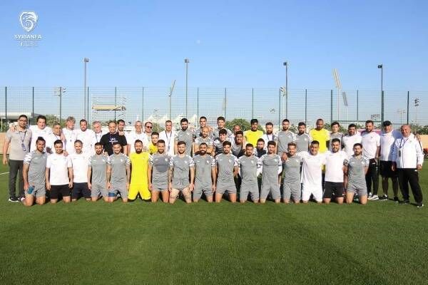 لاعبو منتخب سوريا - صورة رسمية