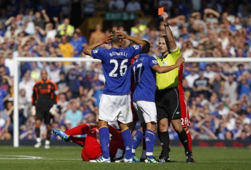 2011-10-01t123053z_01_pnn03_rtridsp_3_soccer-england_reuters