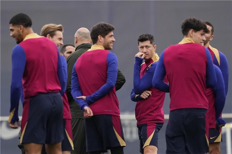 لاعبو برشلونة